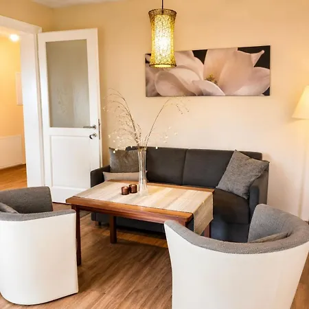 Luxus Abendrot In Gutshaus * Garz (Rugen)
