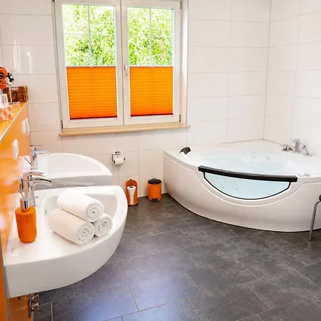 Luxus Abendrot In Gutshaus Apartment Garz (Rugen)